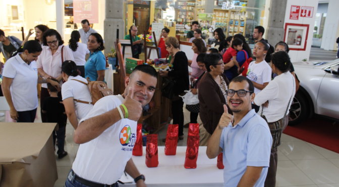 “FERIA CONSTRUYAMOS JUNTOS UNA SOCIEDAD INCLUSIVA”.
