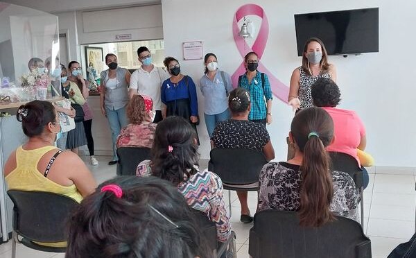 Parte del recorrido del “Programa de Arte Terapéutico y Reflexivo para mujeres con cáncer de mama y/o en situación de vulnerabilidad”